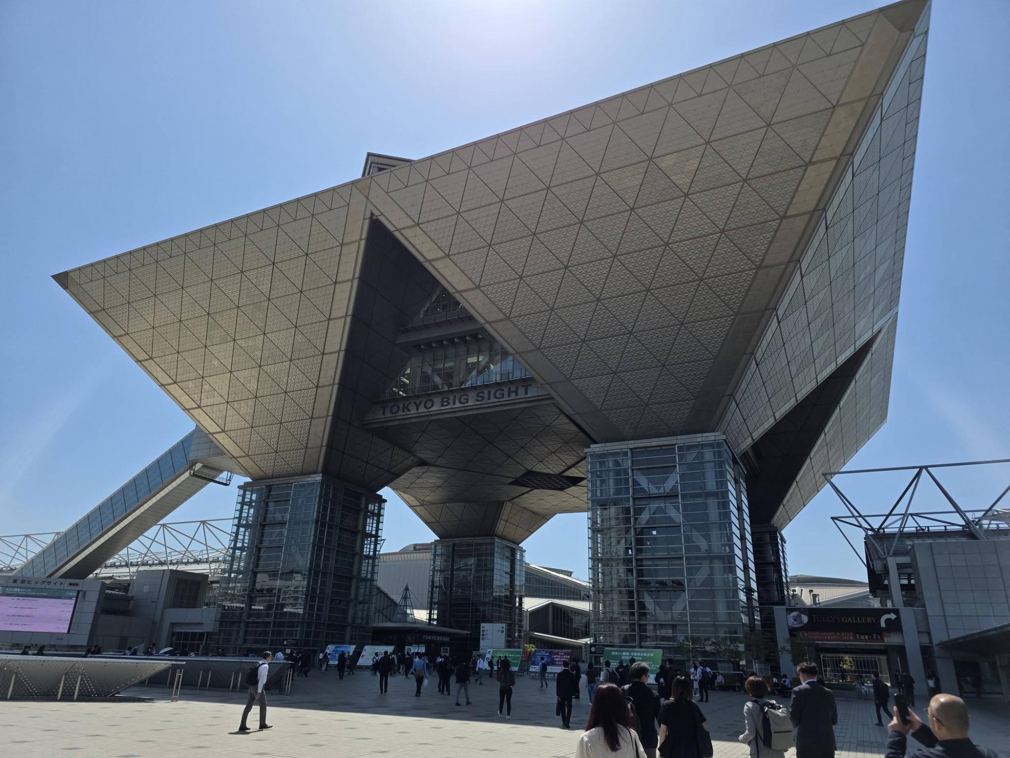 東京ビッグサイトの外観