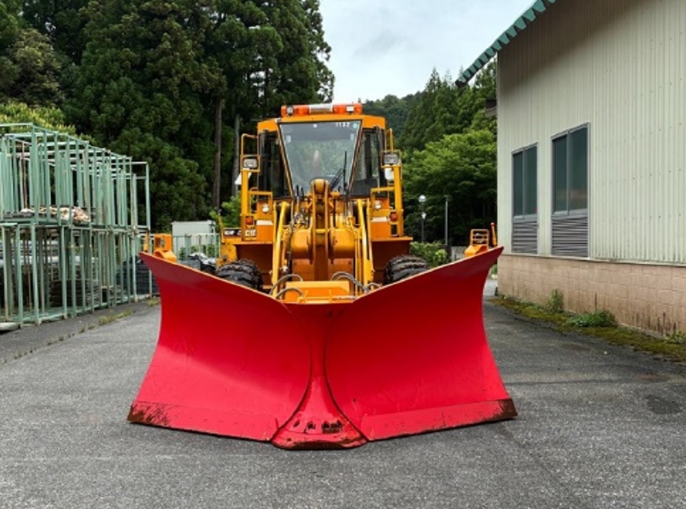 物品番号1大型特殊自動車外観正面の画像