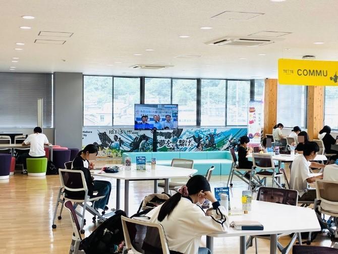 アイリスオーヤマ株式会社 寄贈モニター写真2