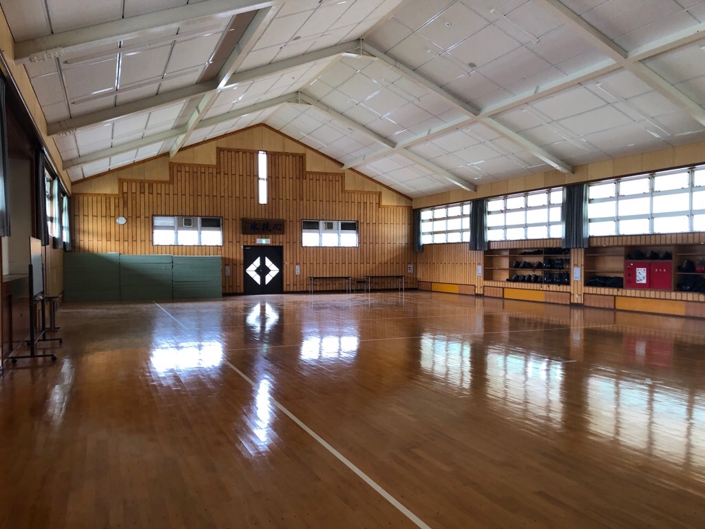 格技場内の写真