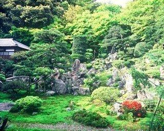 国指定名勝の青岸寺庭園の写真