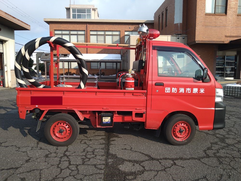 物品番号5消防ポンプ積載車5外観右側面の画像