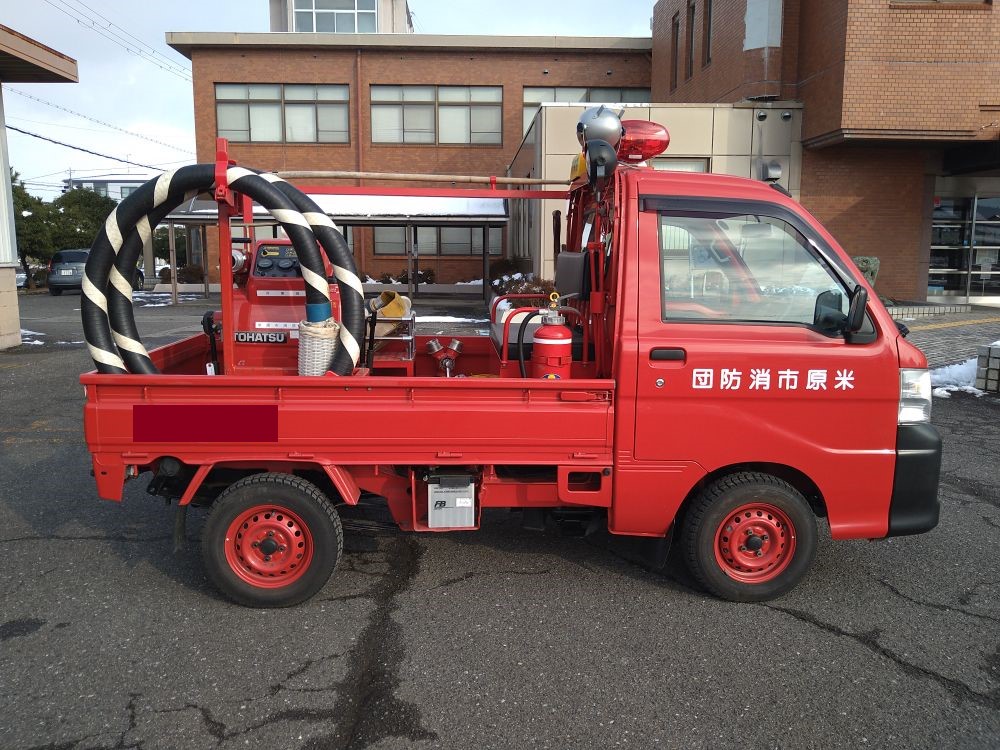 物品番号1消防ポンプ積載車1外観右側面の画像