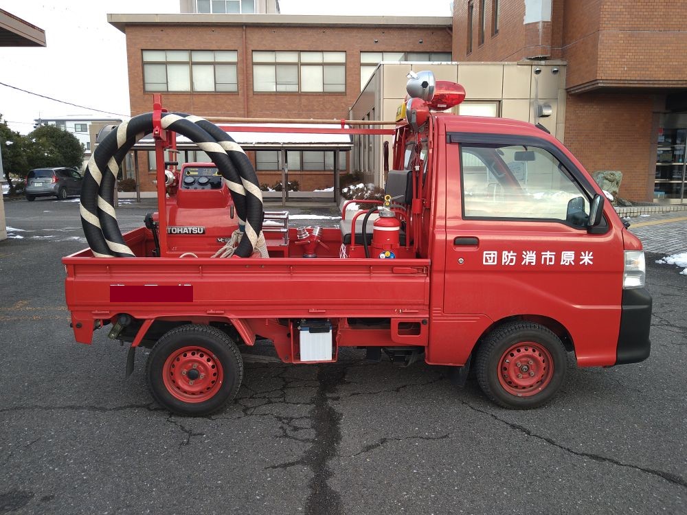 物品番号3消防ポンプ積載車3外観右側面の画像