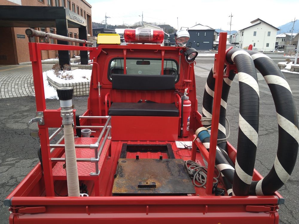 物品番号4消防ポンプ積載車4後部荷台の画像