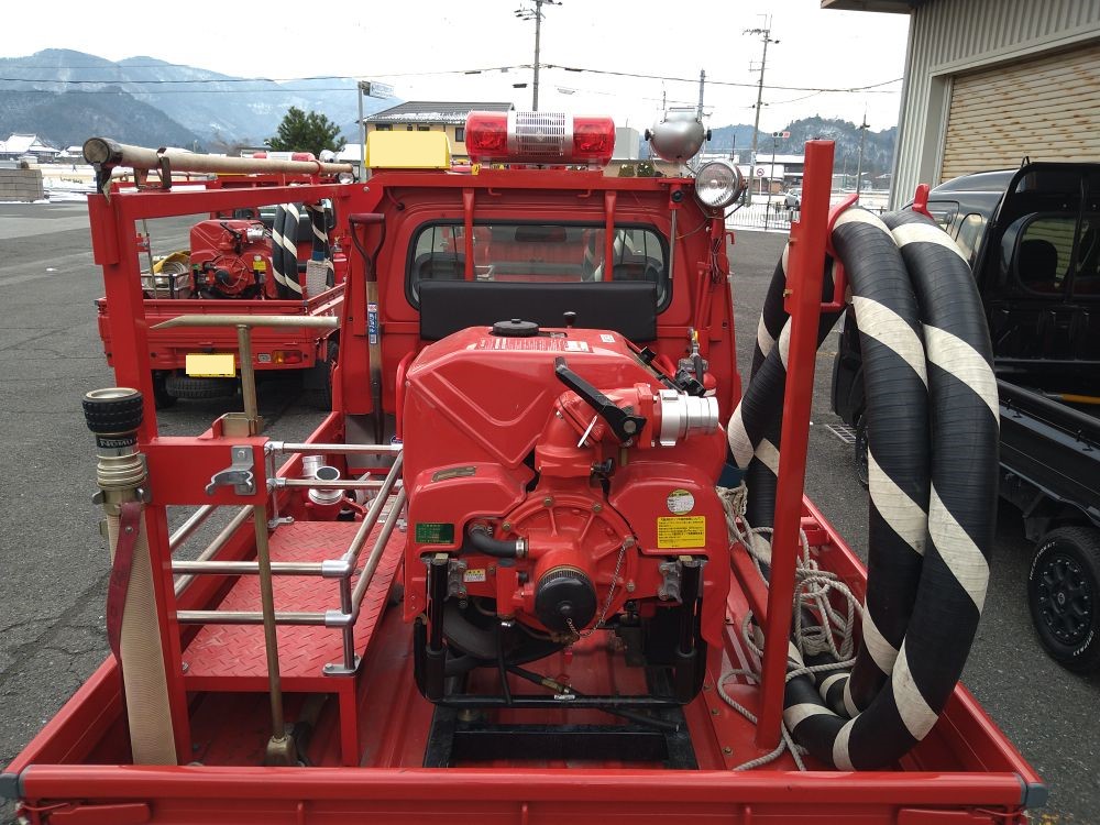 物品番号3消防ポンプ積載車3後部荷台の画像