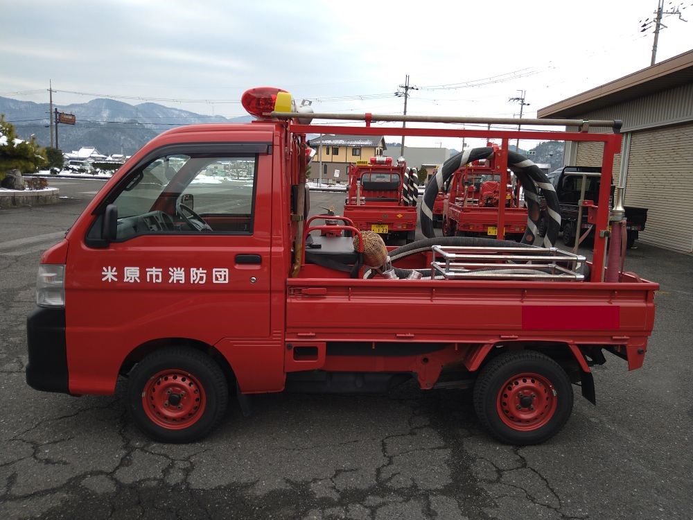 物品番号2消防ポンプ積載車2外観左側面の画像