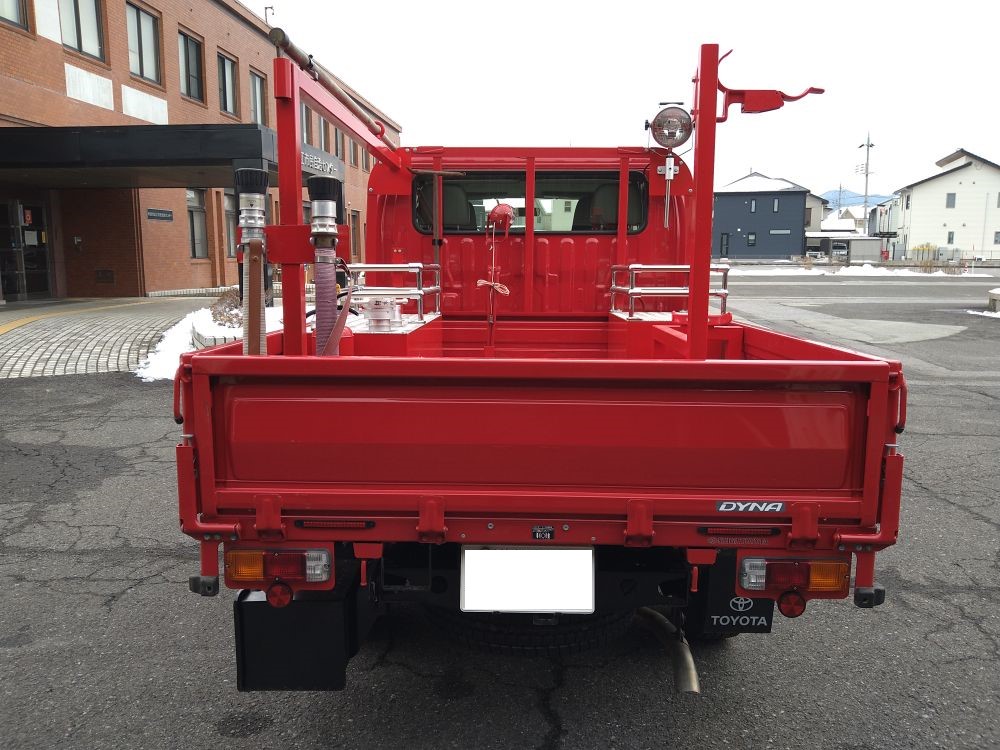 物品番号6消防ポンプ積載車6外観背面の画像