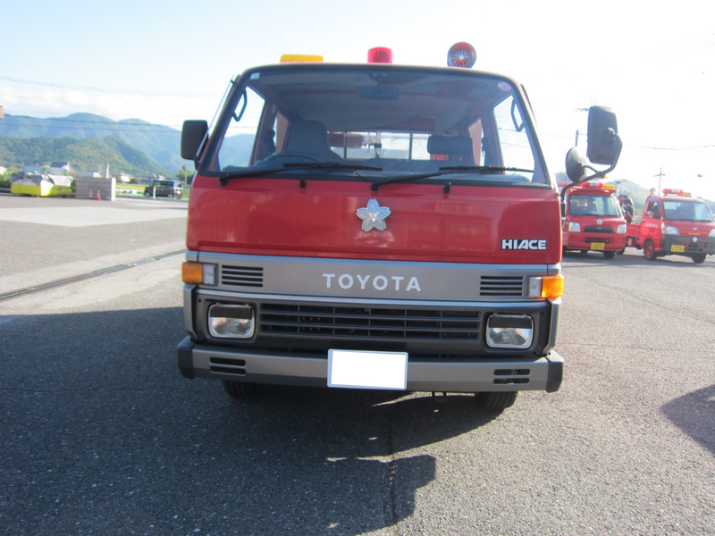 物品番号1消防ポンプ積載車1外観正面の画像
