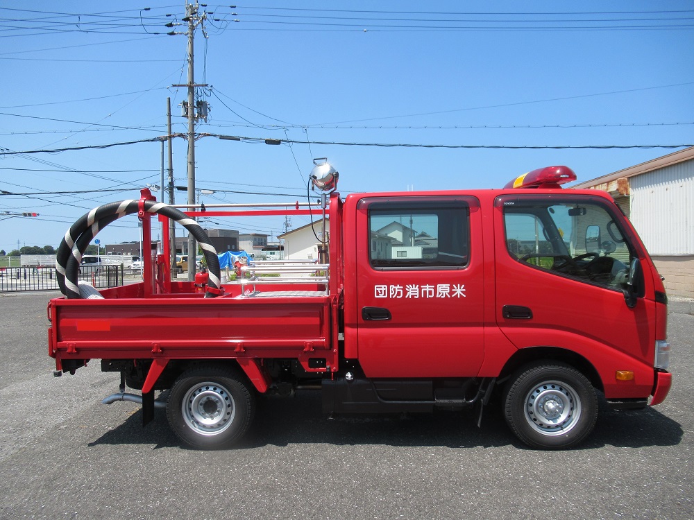 物品番号1消防ポンプ積載車1外観右側面の画像