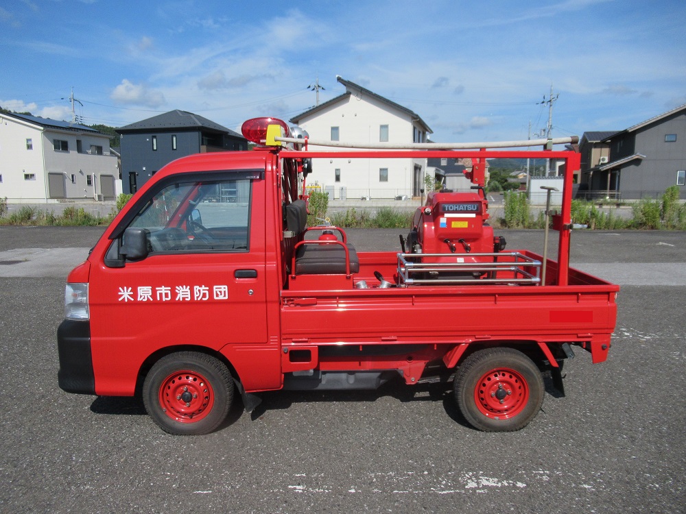 物品番号3消防ポンプ積載車3外観左側面の画像
