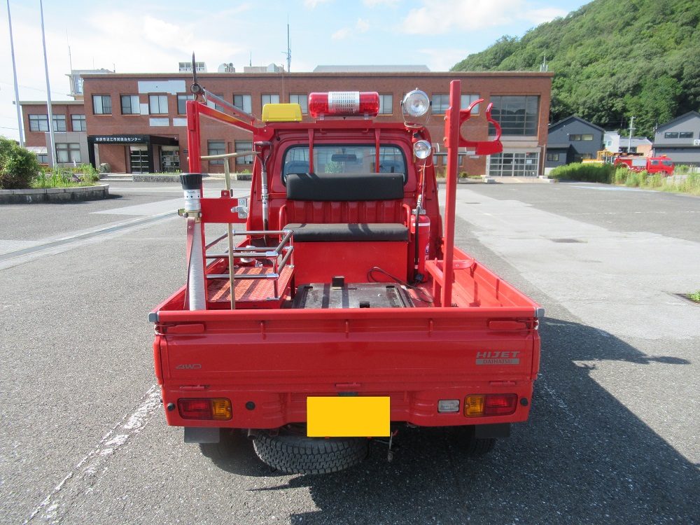 物品番号4消防ポンプ積載車4外観背面の画像