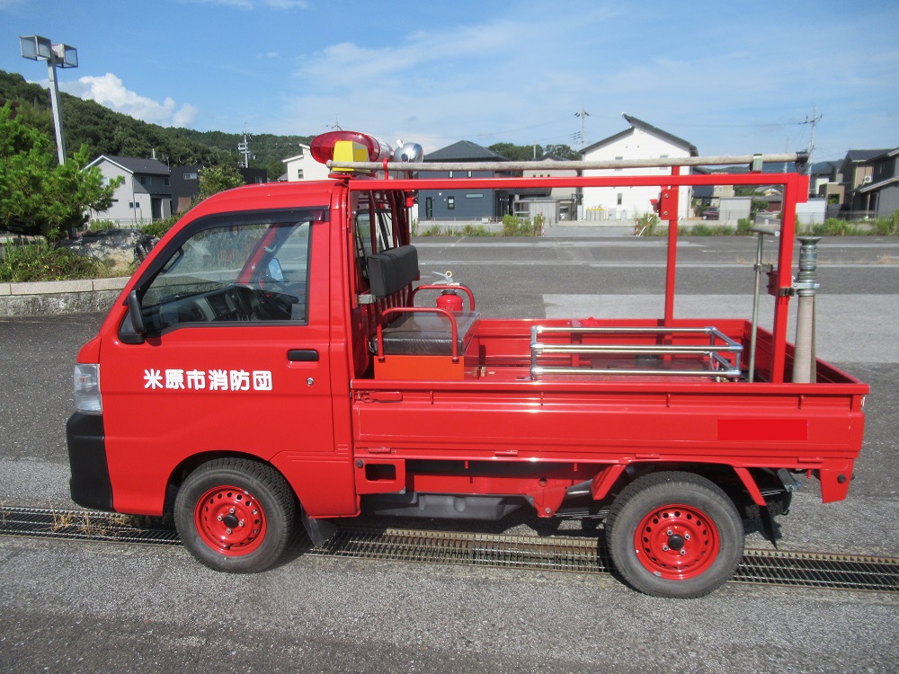 物品番号5消防ポンプ積載車5外観左側面の画像